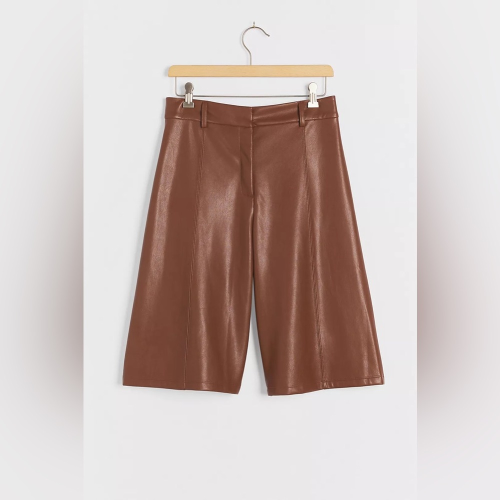 High-Waist Faux Leather Bermuda Shorts in Brown - Picture 4 of 11